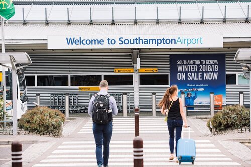 Book a transfer online to Southampton Airport