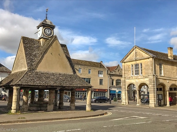 Witney airport transfer online